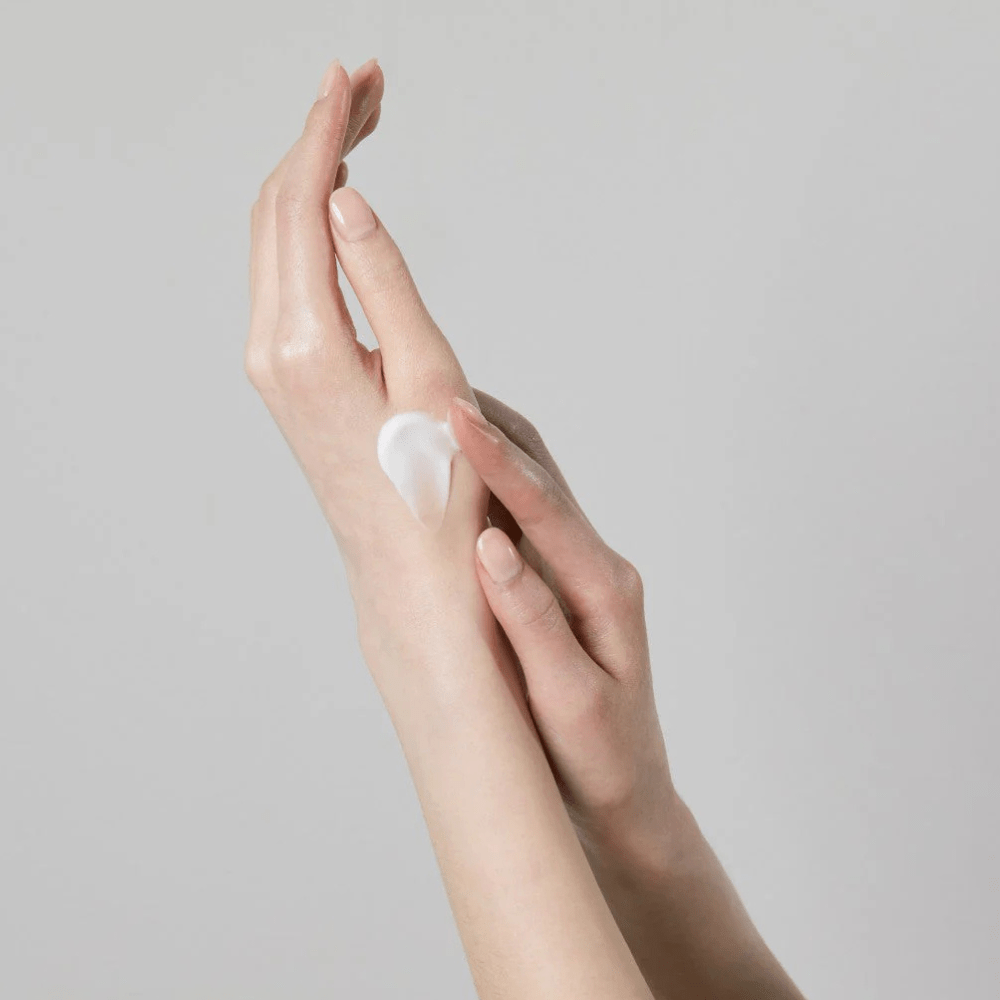 COSRX Balancium Comfort Ceramide Hand Cream Intense - Crema mani idratante 50ml - Cosrx | Paradea