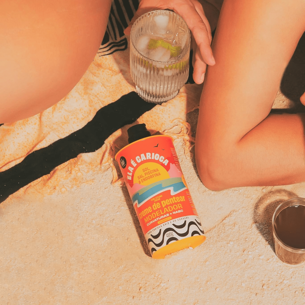 Lola Cosmetics Ela é carioca Creme de Pentear Modelador 4abc - Crema modellante 480gr - Lola Cosmetics | Paradea