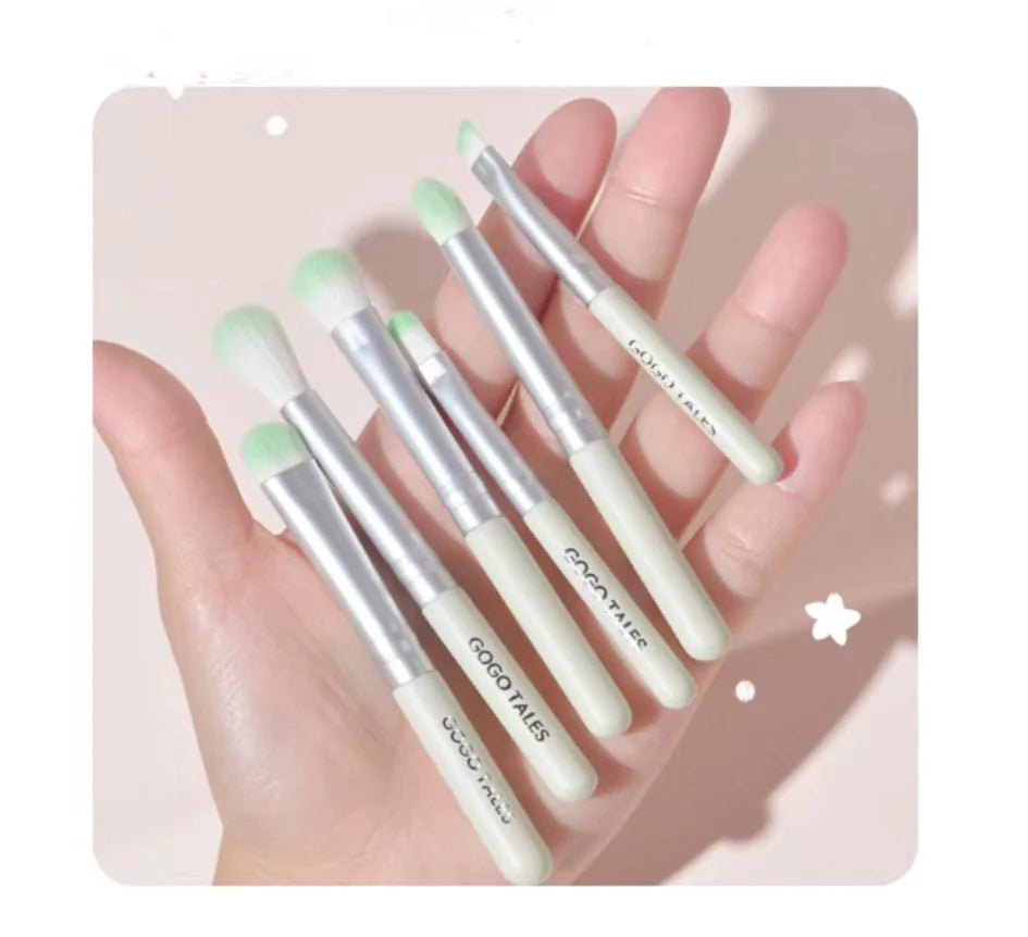 GOGO TALES 6 Brush Set - Set 6 pennelli trucco