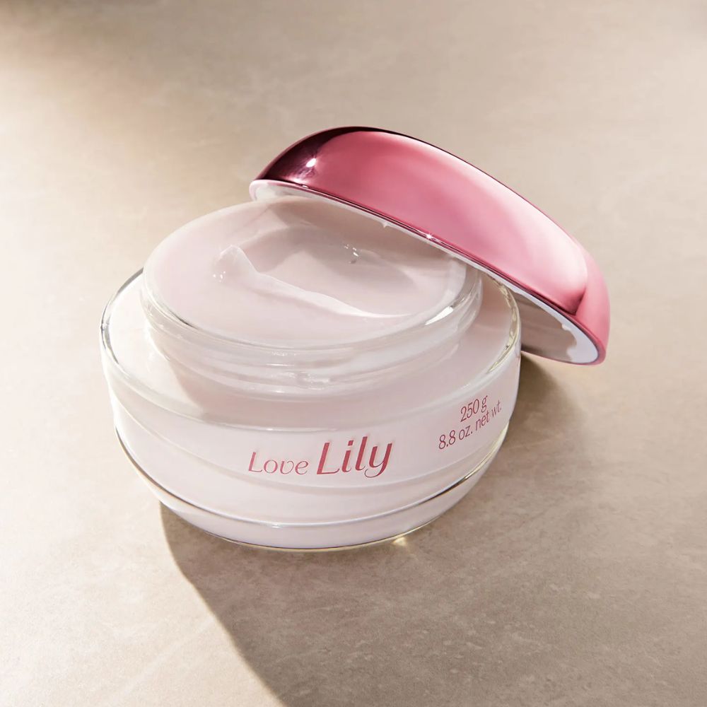 O Boticário Love Lily Creme Acetinado Hidratante Corporal - Crema corpo idratante 250gr