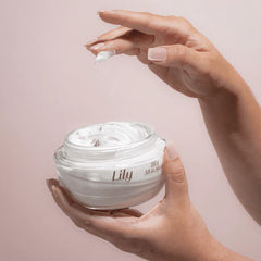 O BOTICÁRIO LILY Acetinado Hidratante Corporal 250gr - Crème hydratante pour le corps