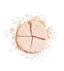 REVOLUTION Powder Bake &amp; Blot Lace - Poudre compacte