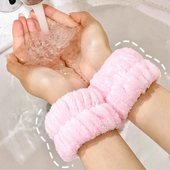 3 Piece Skincare Set - Headband with 2 Wristbands - 5 Colors to Choose From