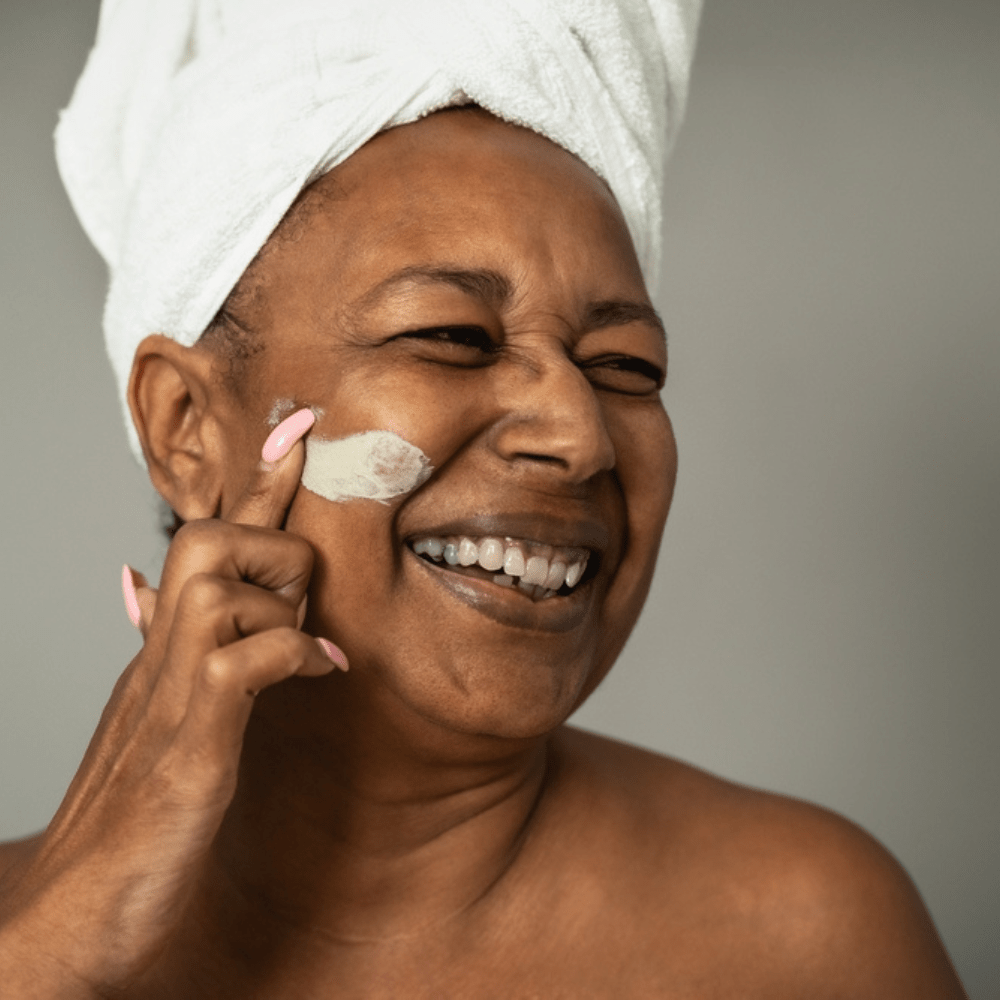 BOTIK Gel Creme Uniformizador de Olheiras Ácido Mandélico + Tranexâmico - Crema Gel occhiaie 15gr - o Boticário | Paradea