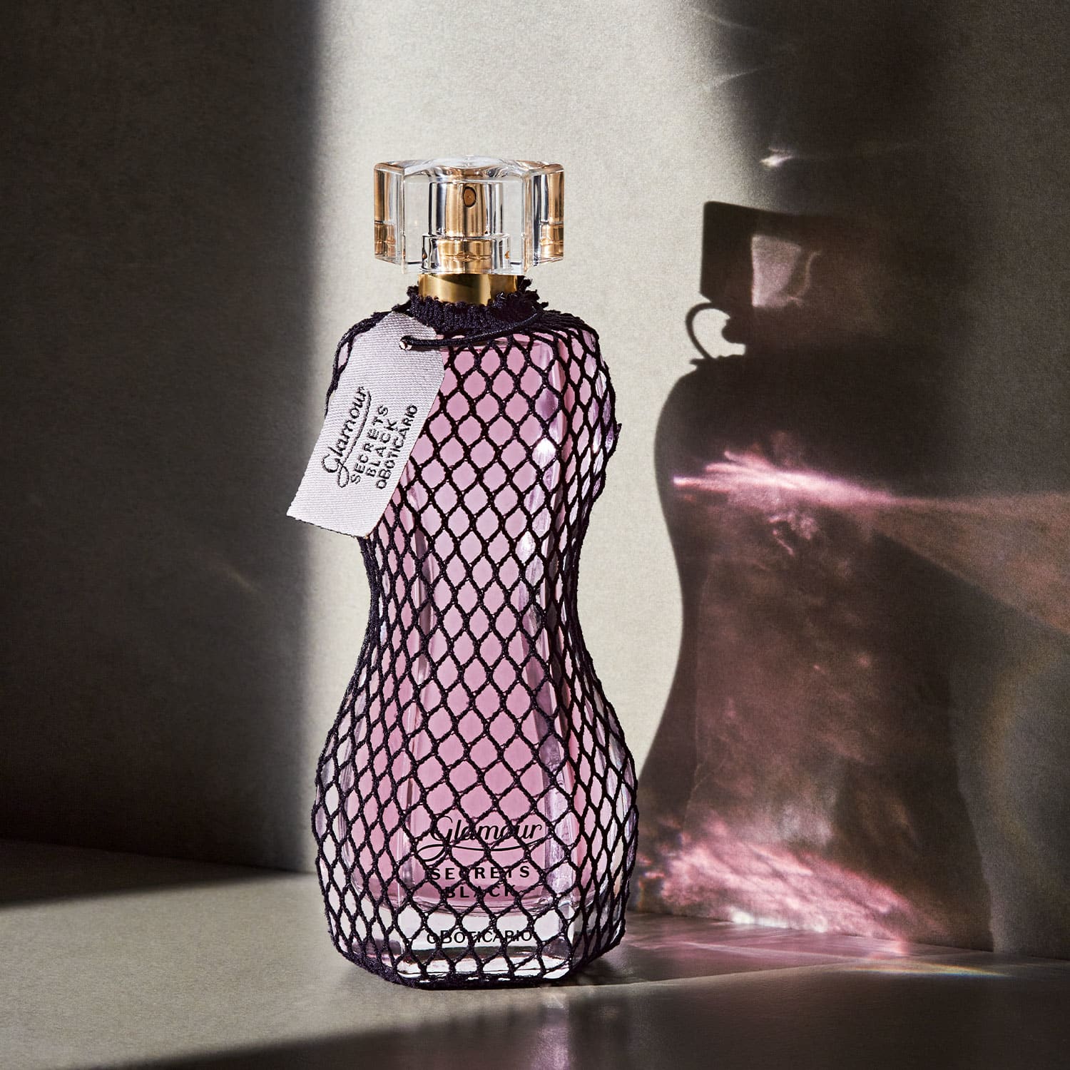 O BOTICÁRIO GLAMOUR Secrets Black - Eau de Toilette 75ml - o Boticário | Paradea