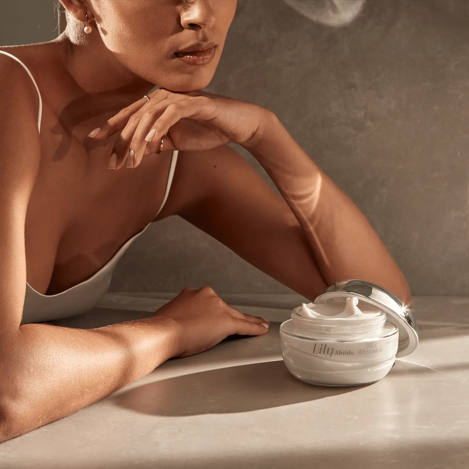O BOTICÁRIO LILY ABSOLU Creme Acetinado Hidratante Corporal - Crema corpo idratante 250gr - o Boticário | Paradea
