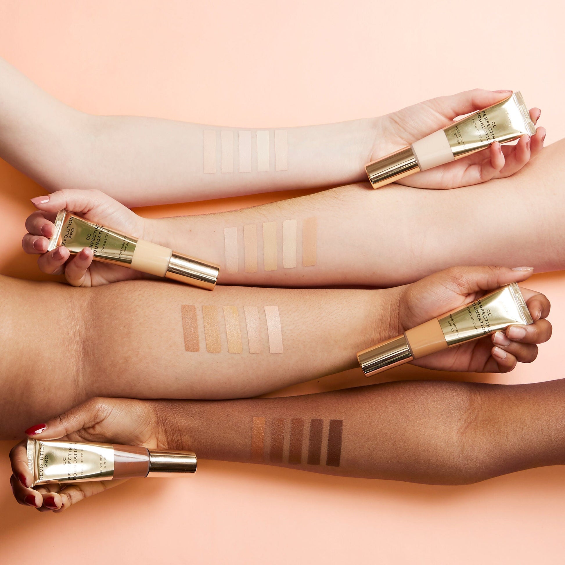 REVOLUTION CC Cream Perfecting Foundation con SPF30 - Fondotinta - Revolution Beauty London | Paradea