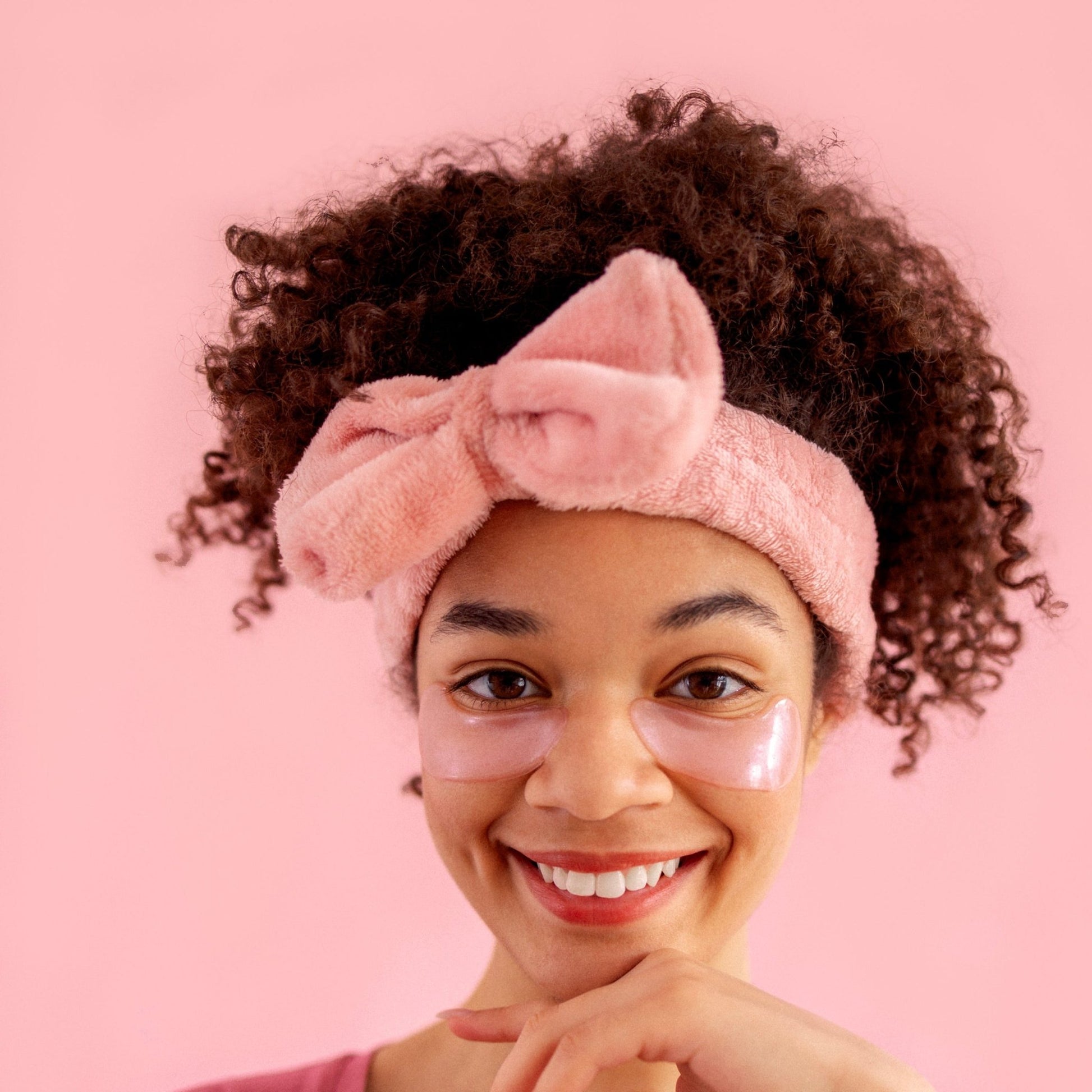 Kit Skincare Fascia E Polsini - 6 Pezzi Regolabili, Per Trucco, Lavaggio Viso, Rimozione Makeup - Foto 4